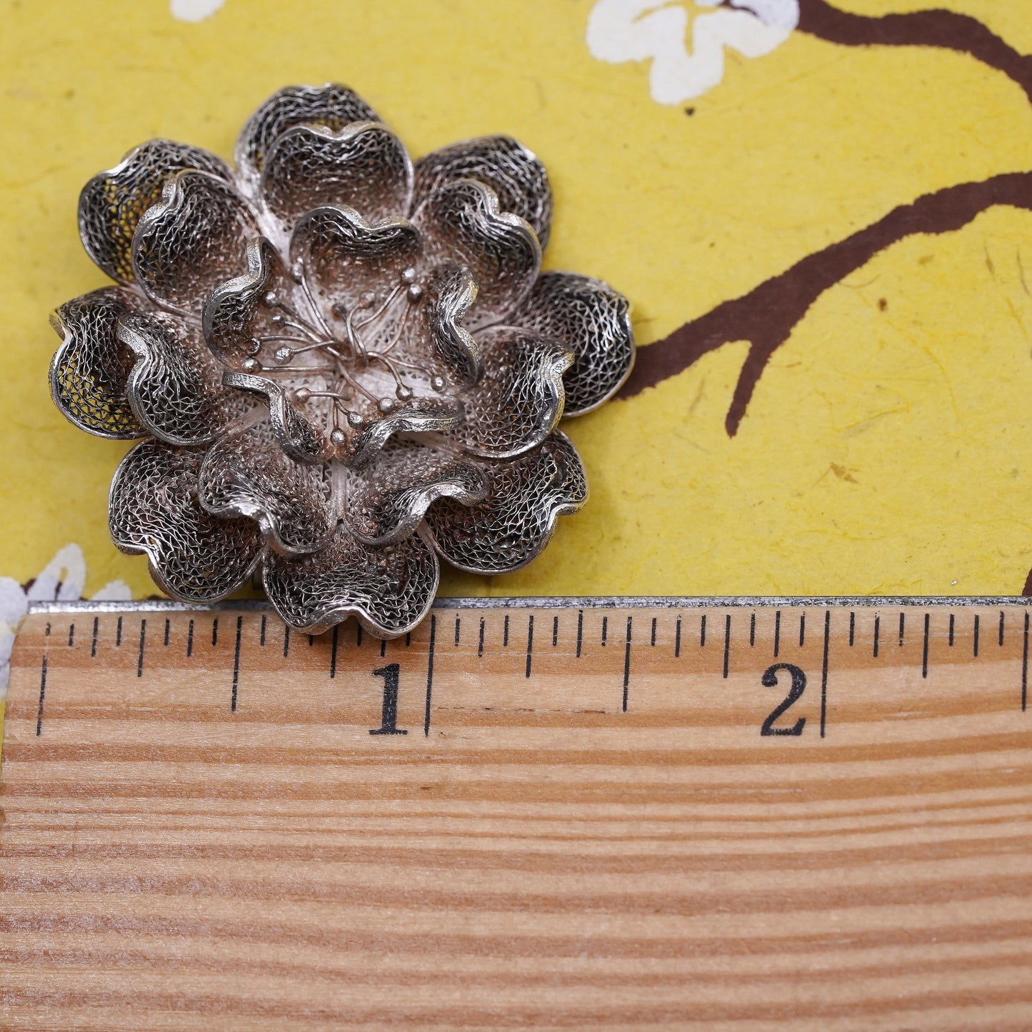 Vintage handmade sterling 925 silver filigree flower brooch