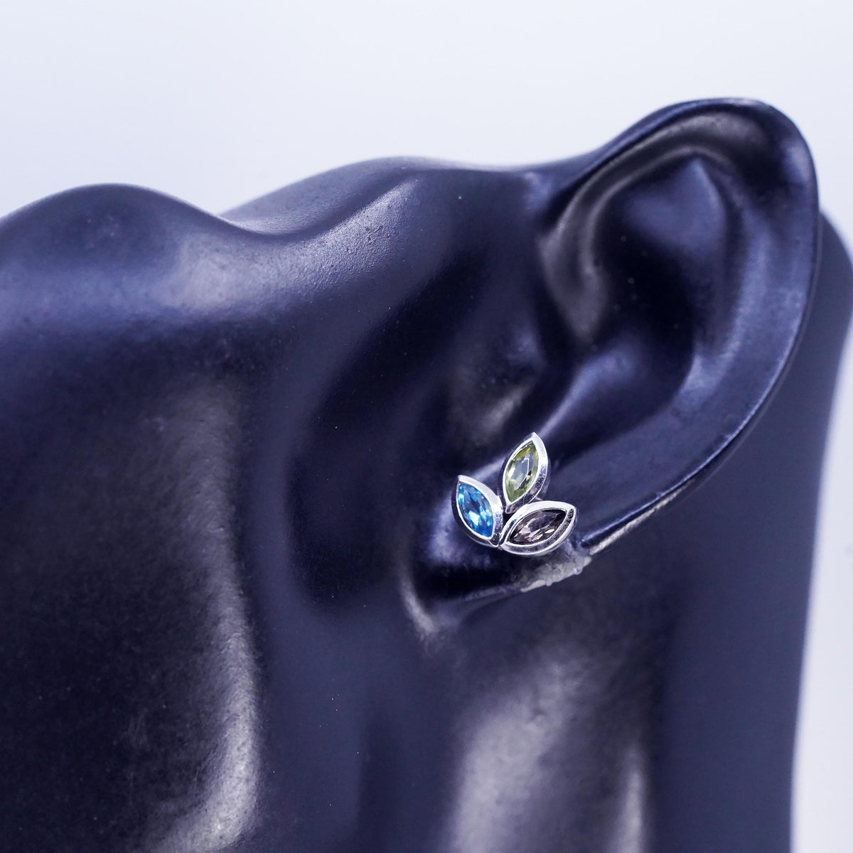 Vintage Sterling 925 silver earrings, studs with topaz peridot inlay