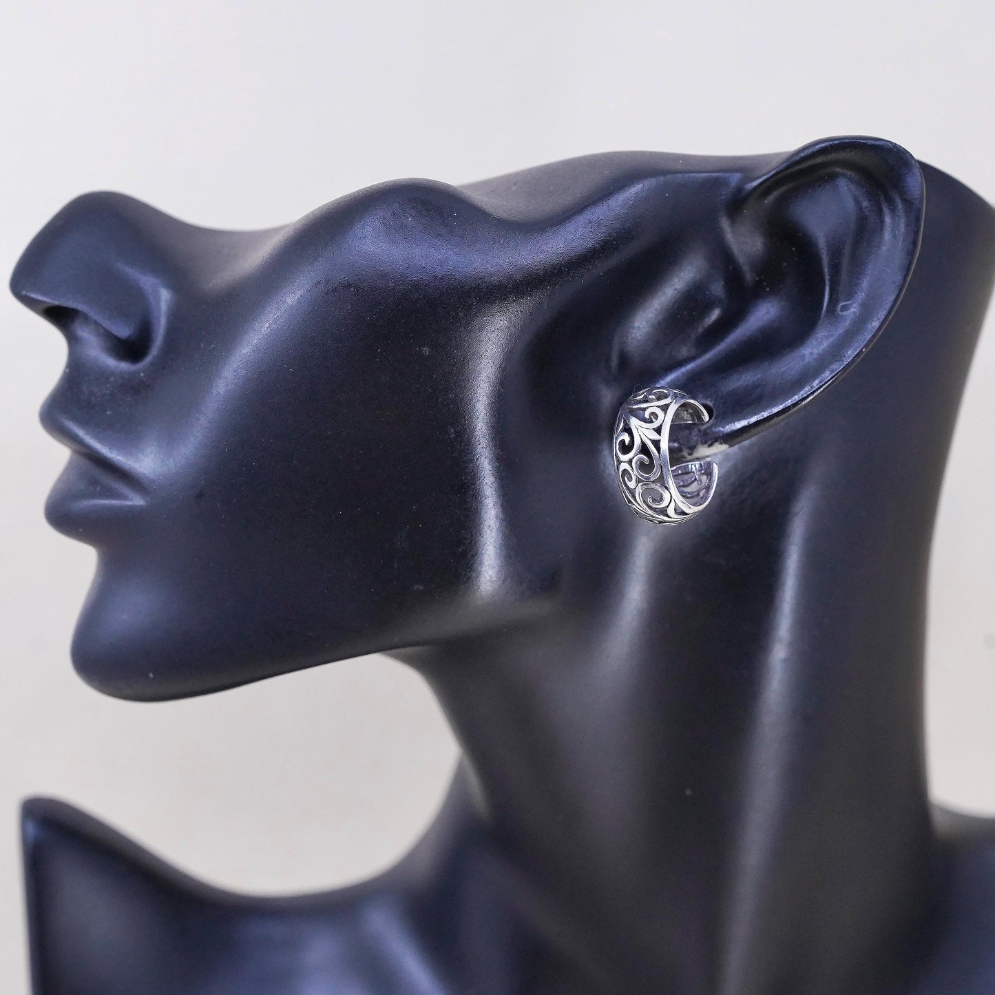 0.75", Vintage sterling silver loop earrings, filigree hoops