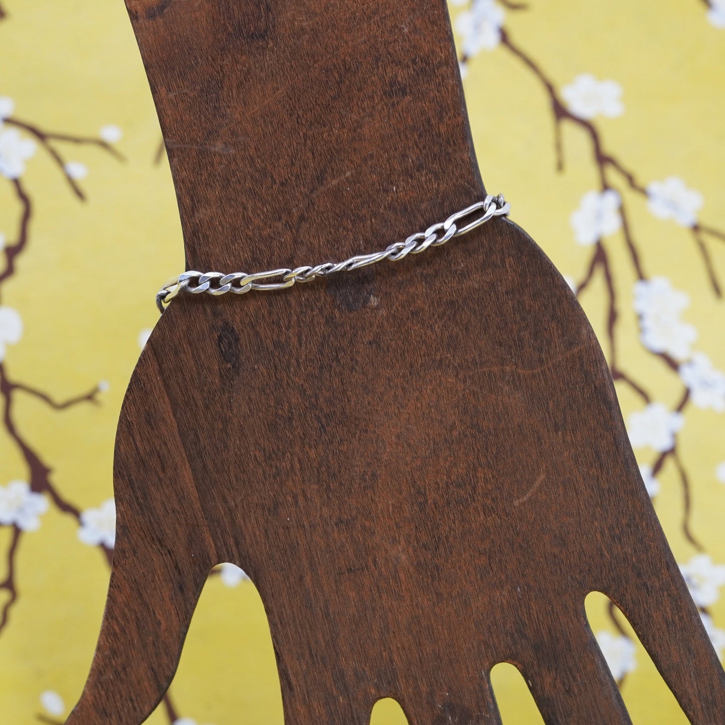 7.75” 4mm, vintage Sterling silver bracelet, 925 figaro link chain