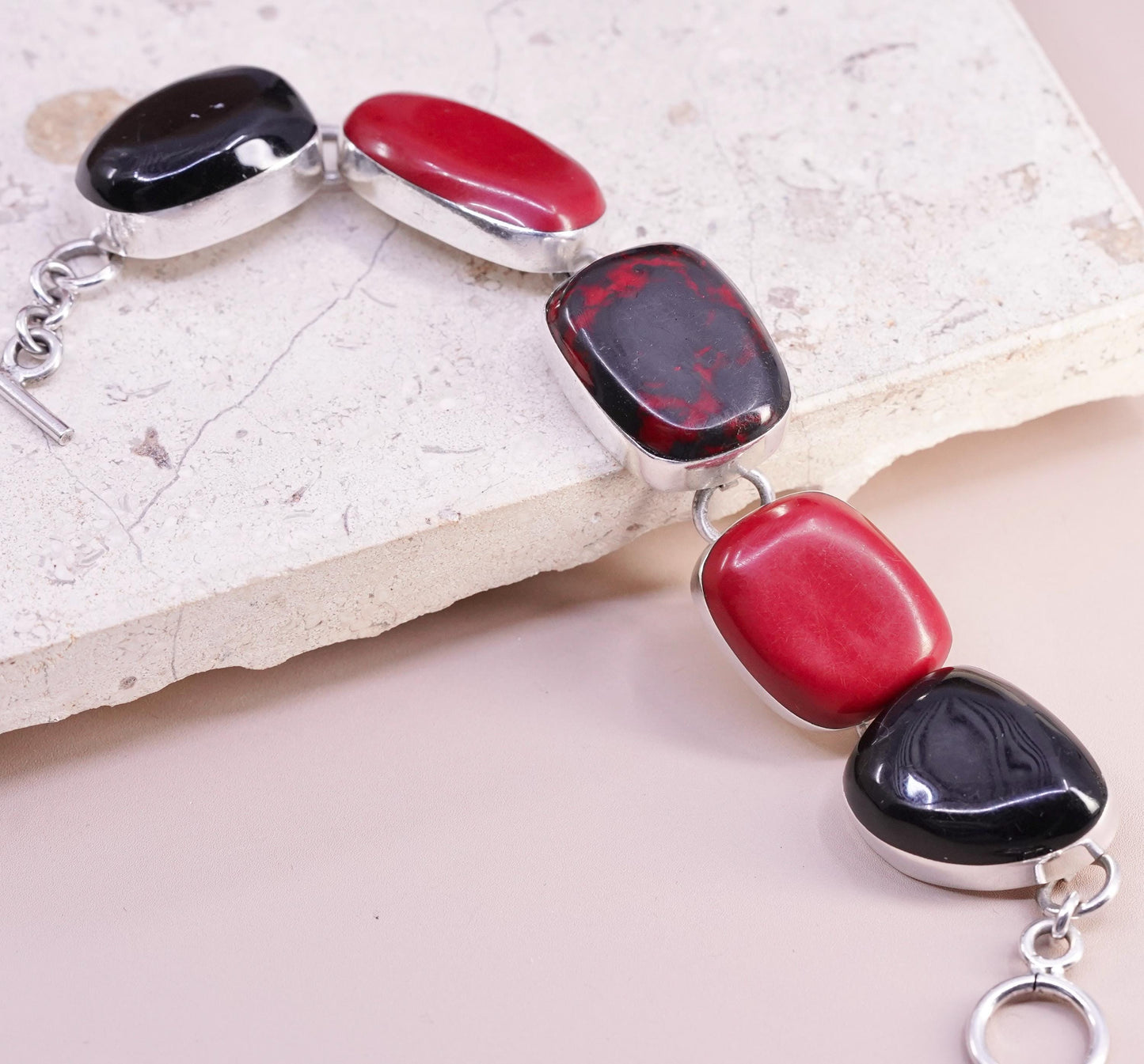 7", Mexican sterling 925 silver bracelet red onyx, bloodstone toggle closure