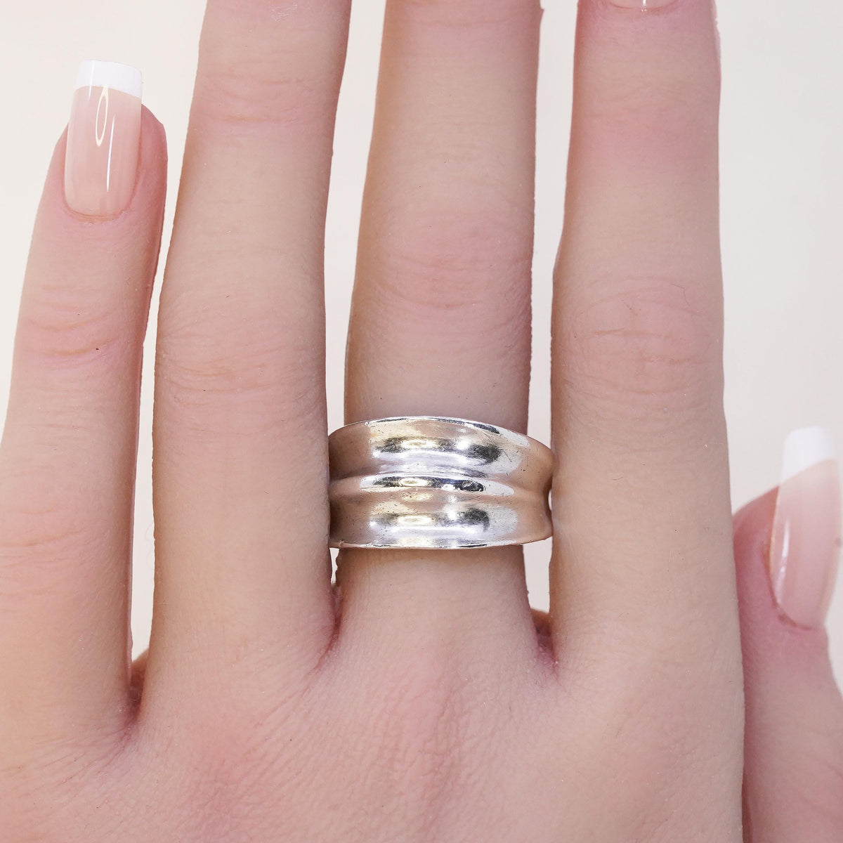 Size 8.25, VTG sterling silver handmade ribbed ring, southwestern 925 band
