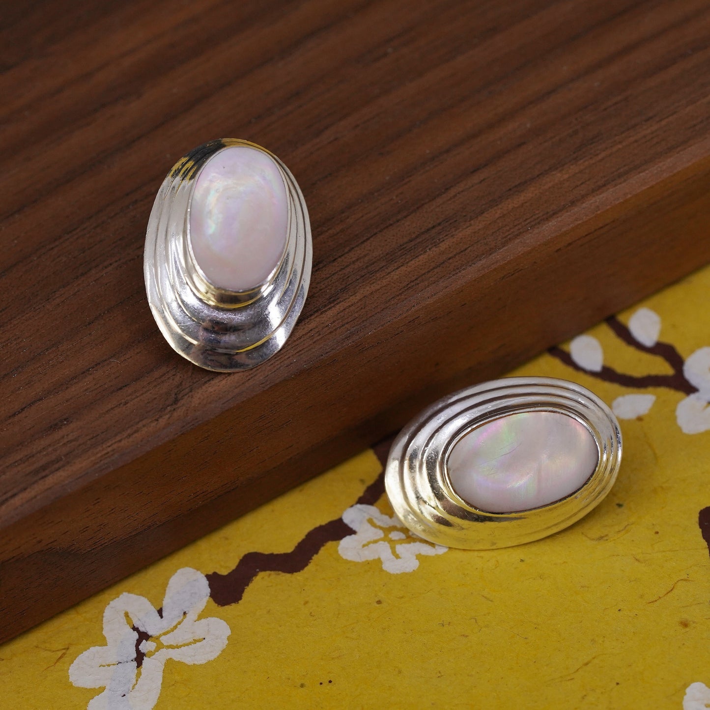 Vintage Sterling silver handmade earrings, 925 oval studs pink mother of pearl
