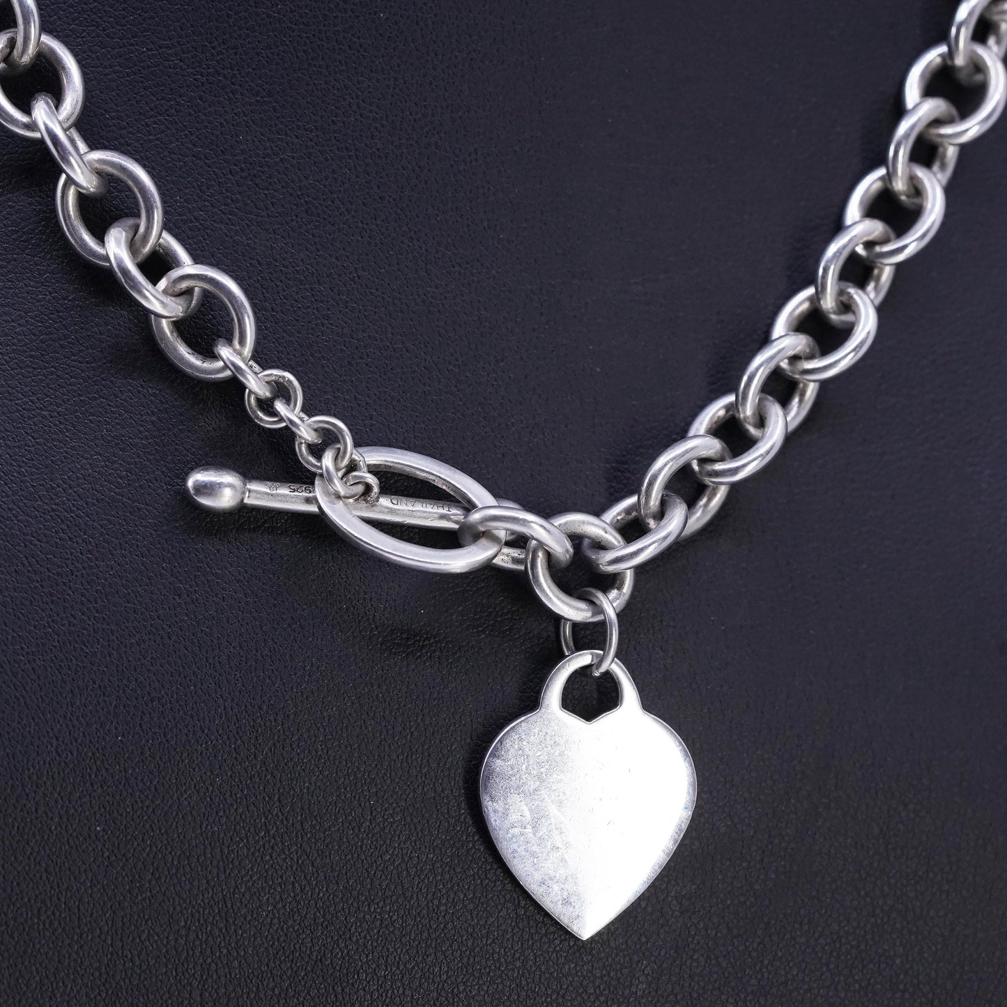 17" Thailand IBB Sterling 925 silver circle necklace heart charm toggle closure