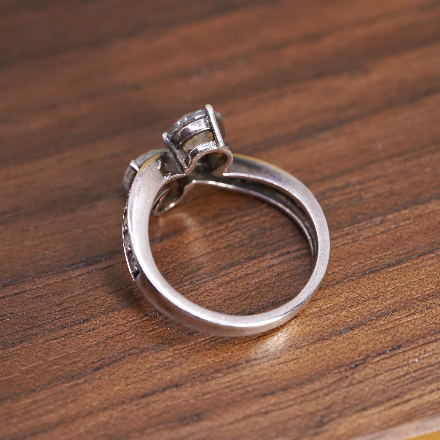 Size 7, vintage Sterling 925 silver anniversary engagement ring with cluster cz