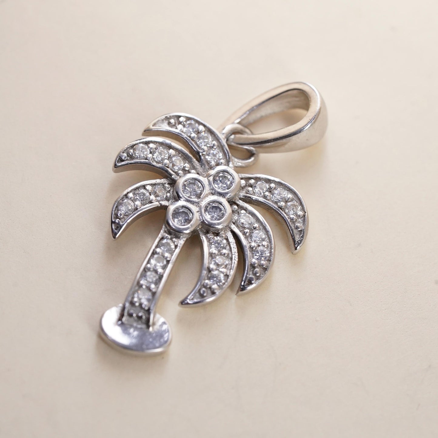 Vintage sterling 925 silver palm tree pendant with cluster cz