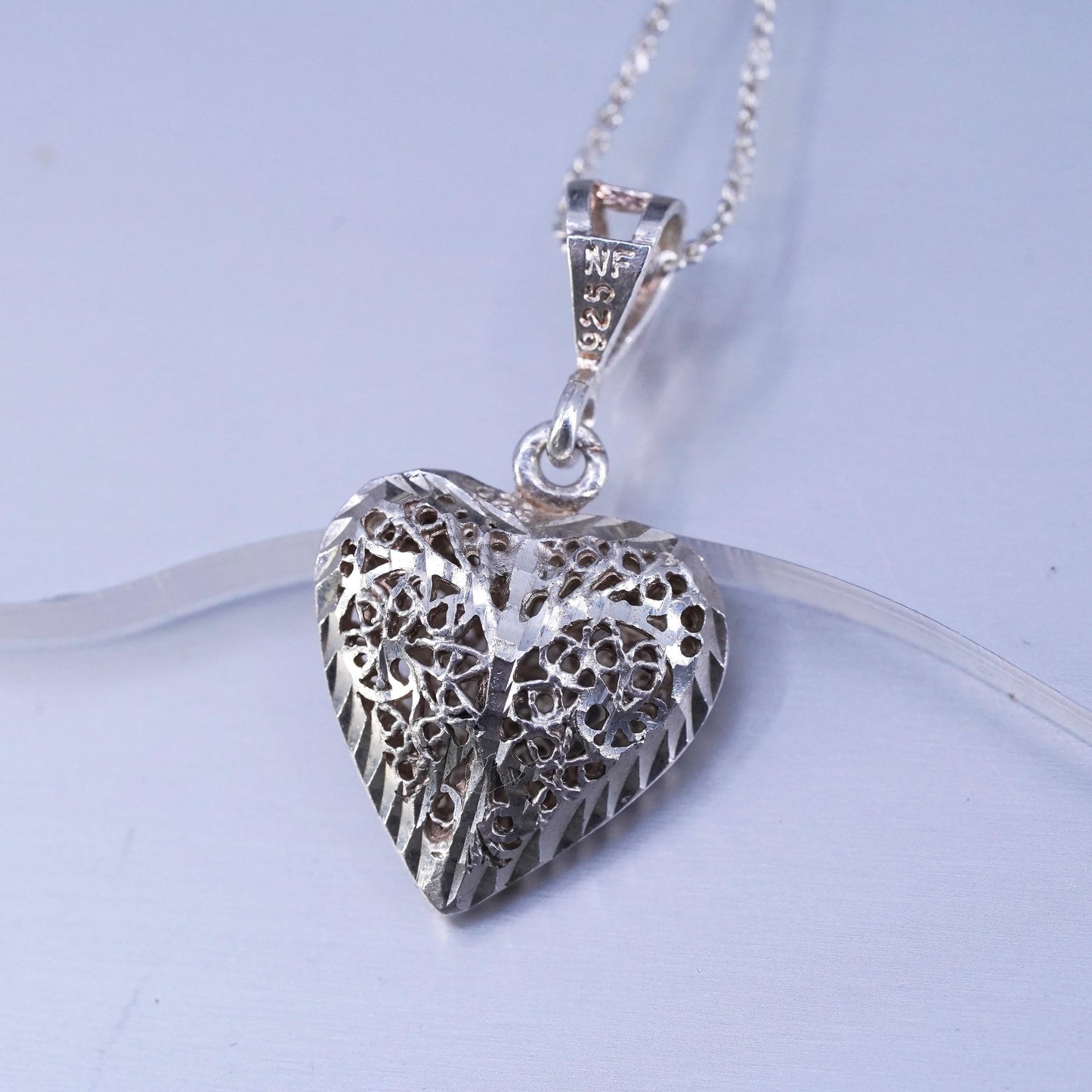 18”, Sterling 925 silver twisted S link necklace with filigree heart pendant