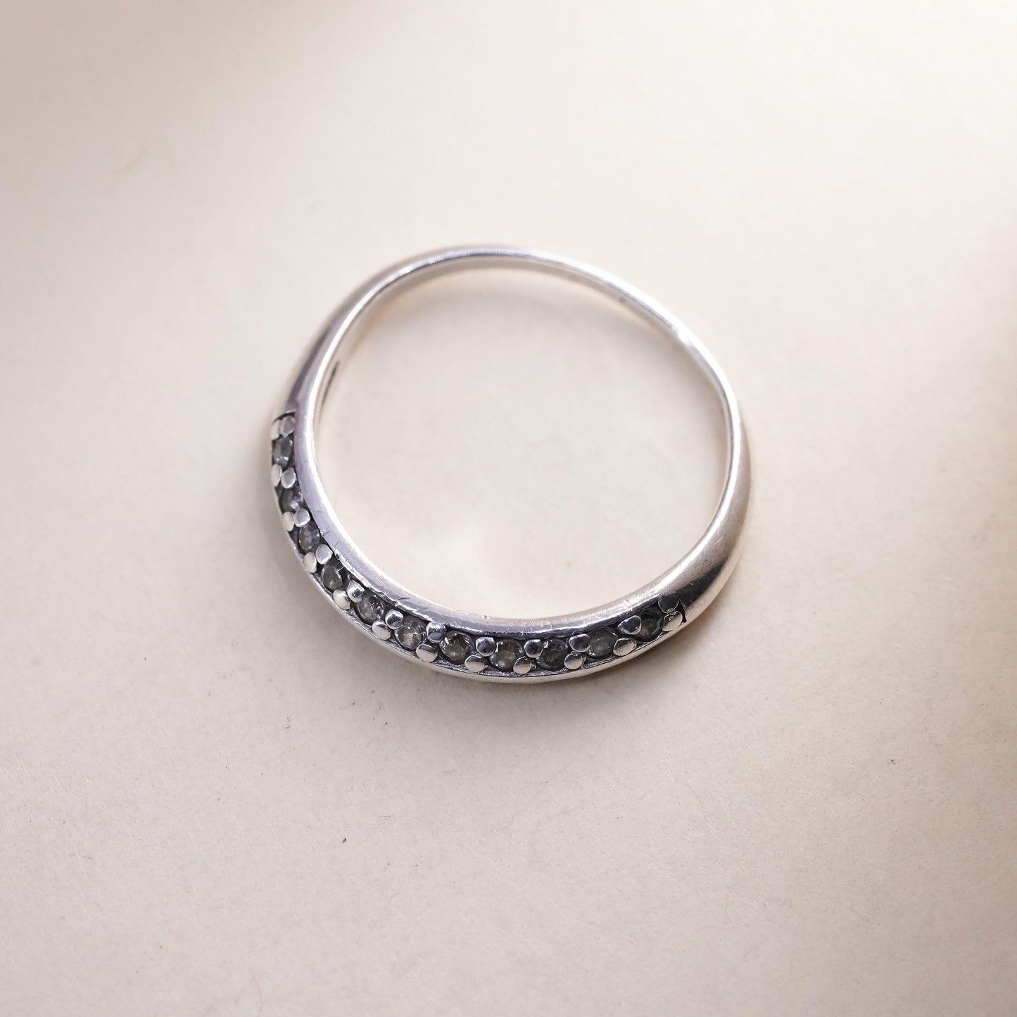 Size 7, vtg sterling 925 silver ring with cluster CZ, stackable wedding band