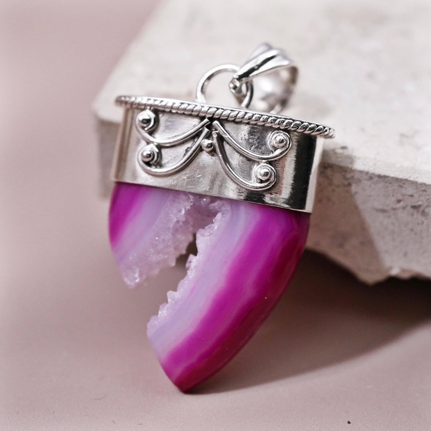 Vintage Sterling 925 silver handmade pendant with druzy pink agate