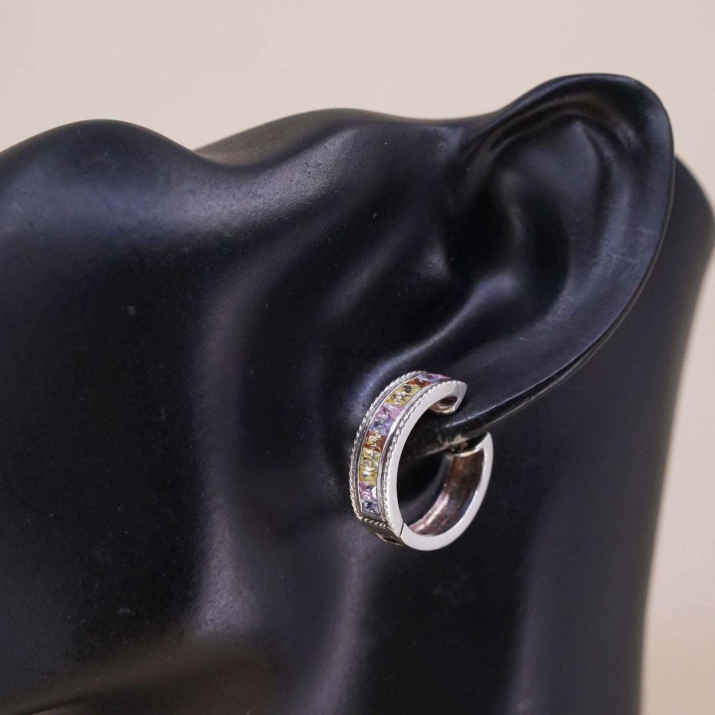 0.75”, Vintage sterling silver single earring, 925 huggie hoop with pinkish Cz