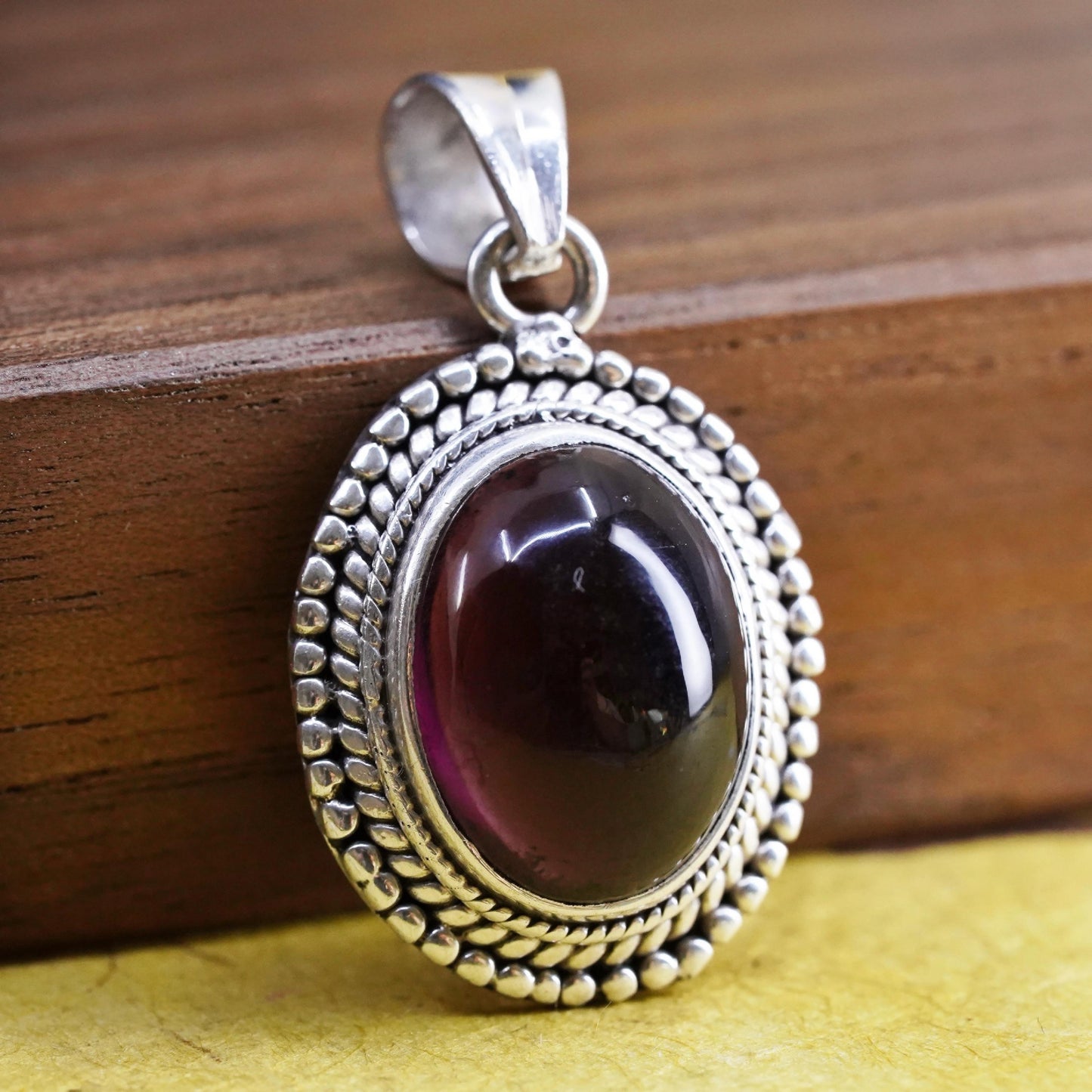 Vintage Sterling 925 silver handmade pendant with oval shaped amethyst pendant
