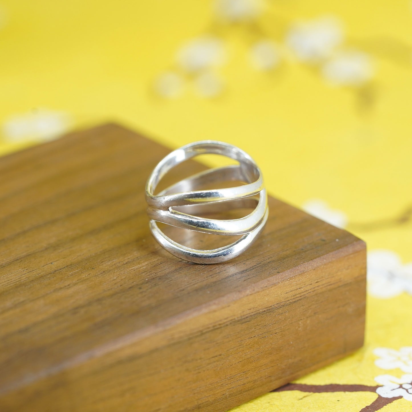 Size 7.5, vintage Sterling silver handmade ring, Modern 925 wavy band