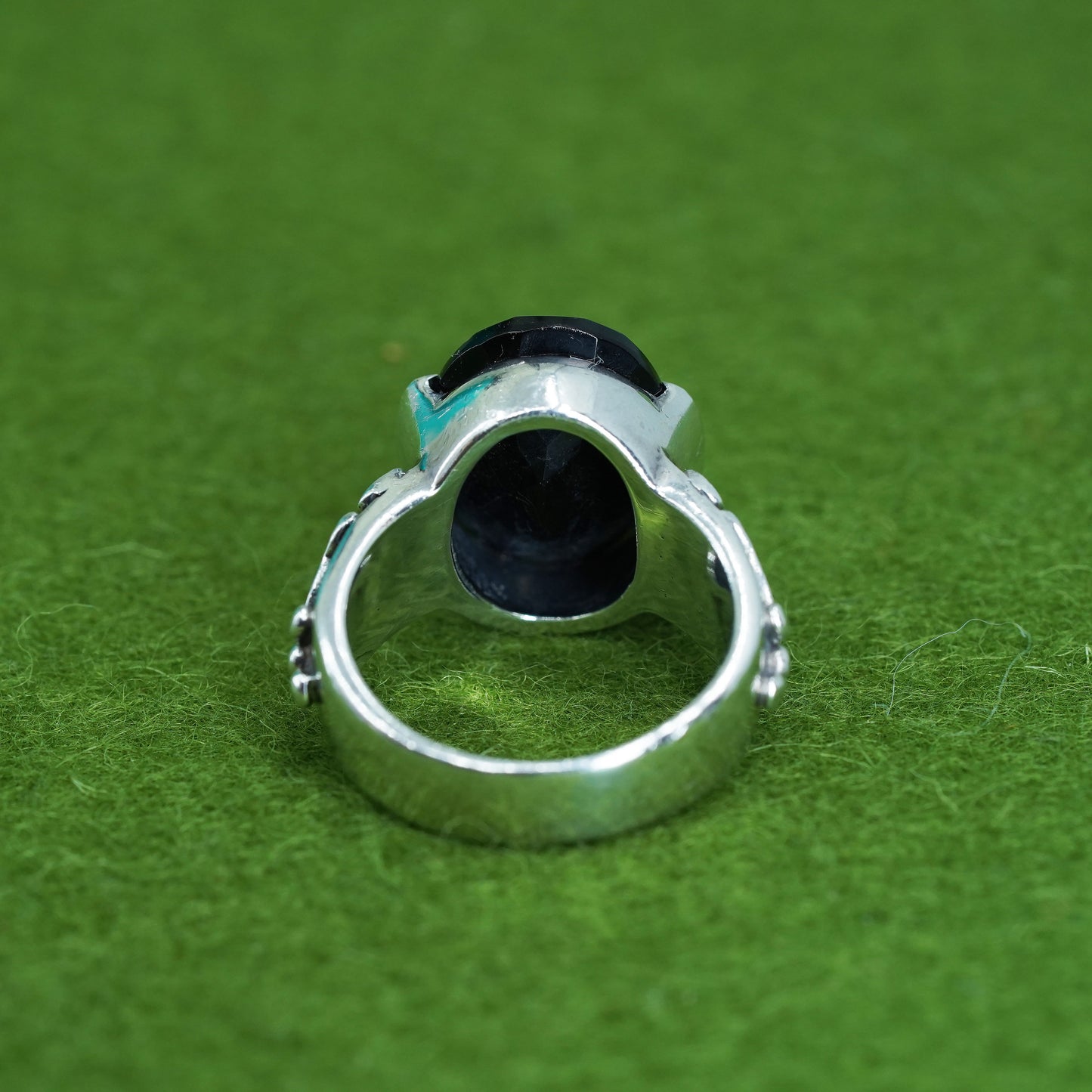 Size 7, veg SILPADA R1410 925 Sterling Silver Black Onyx Scroll detailed Ring