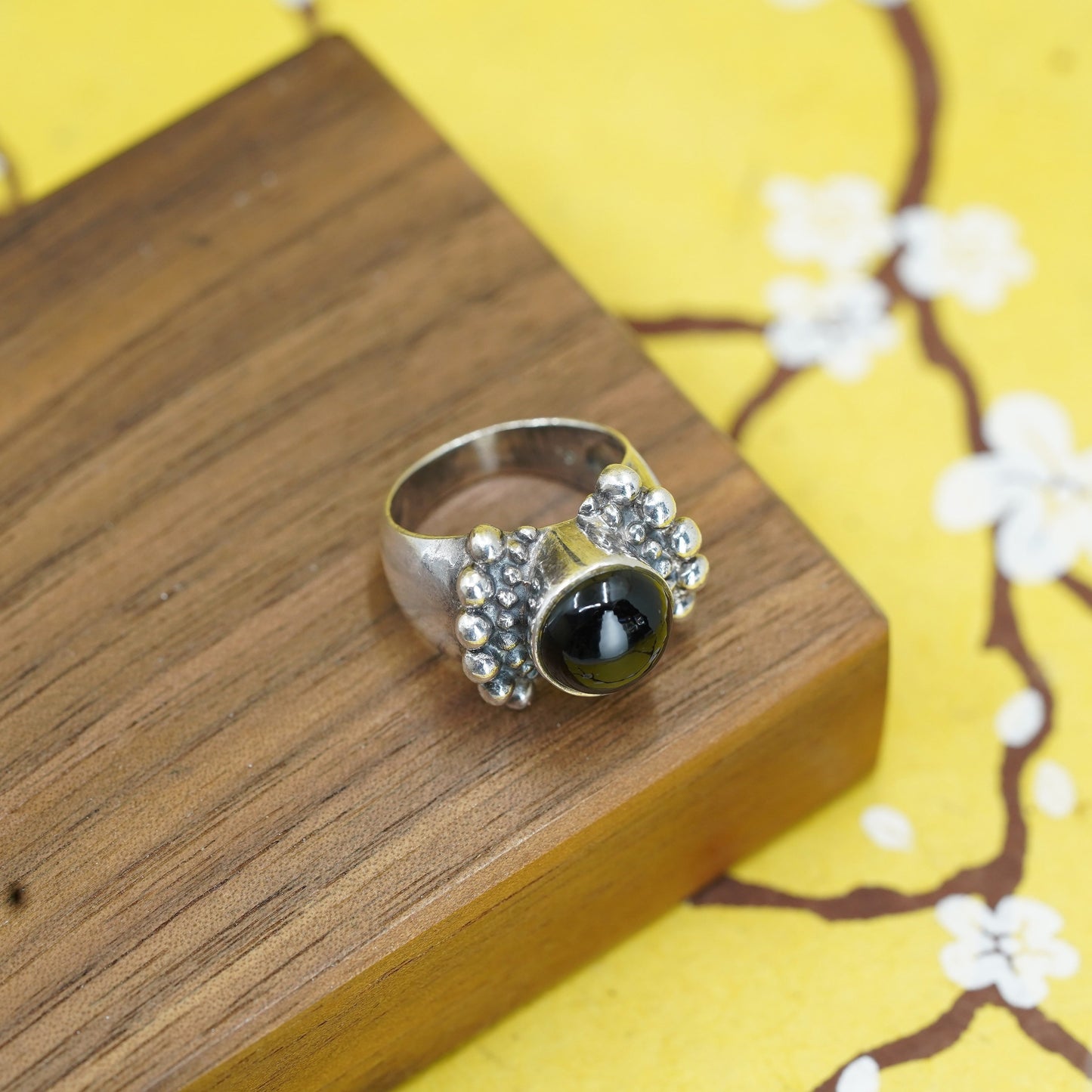 Size 6.5, vintage Sterling 925 silver handmade ring with obsidian and beads
