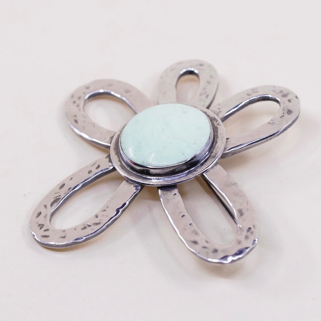 Vintage sterling silver handmade brooch, hammered 925 silver flower with Jade, silver tested