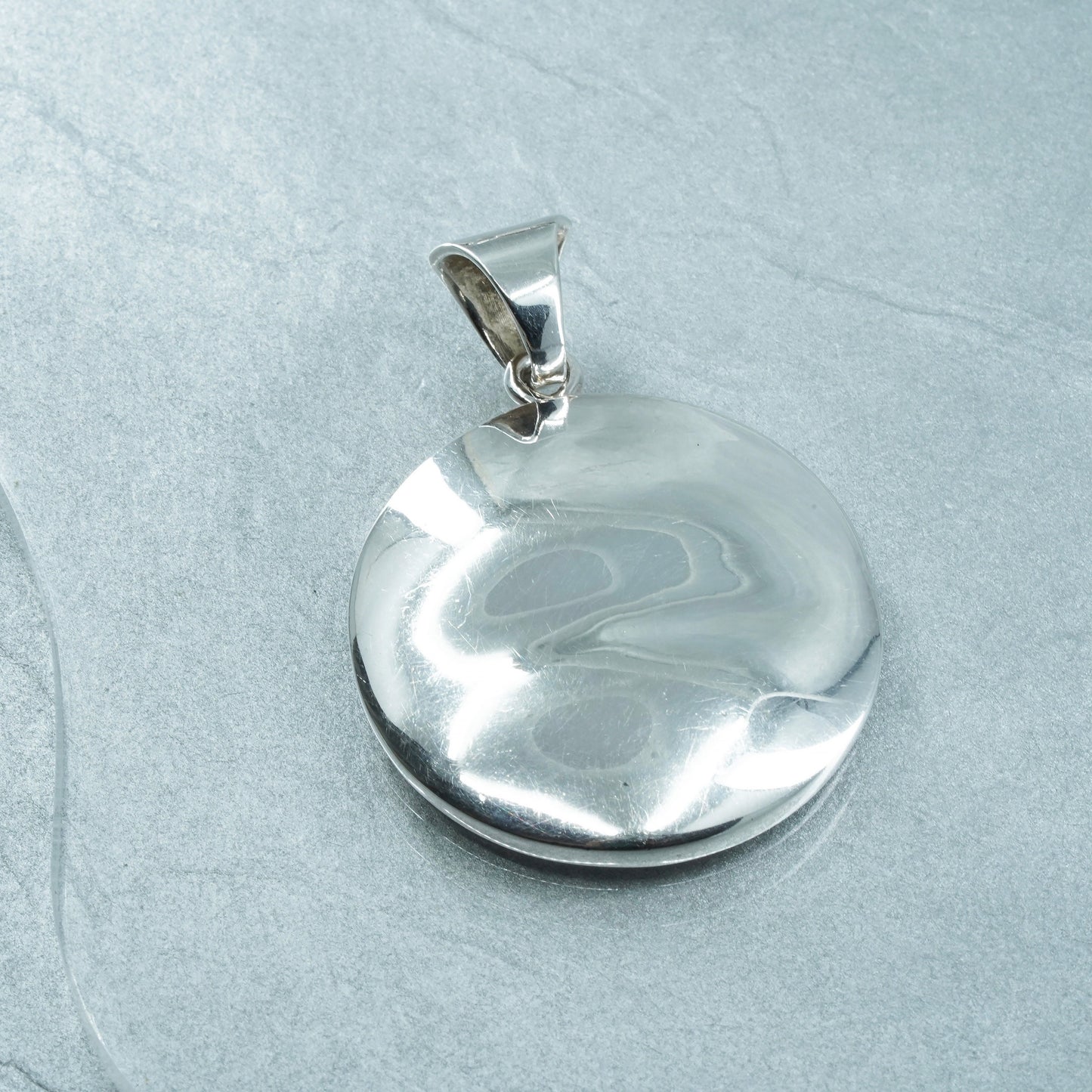 Retired Silpada Sterling Silver handmade wavy Circle Pendant Necklace
