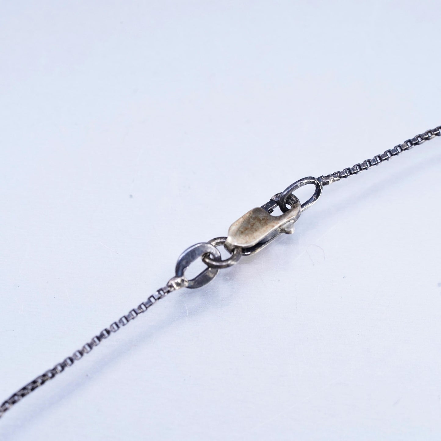 19", VTG Sterling 925 silver box Chain Necklace bloodstone polar bear Pendant