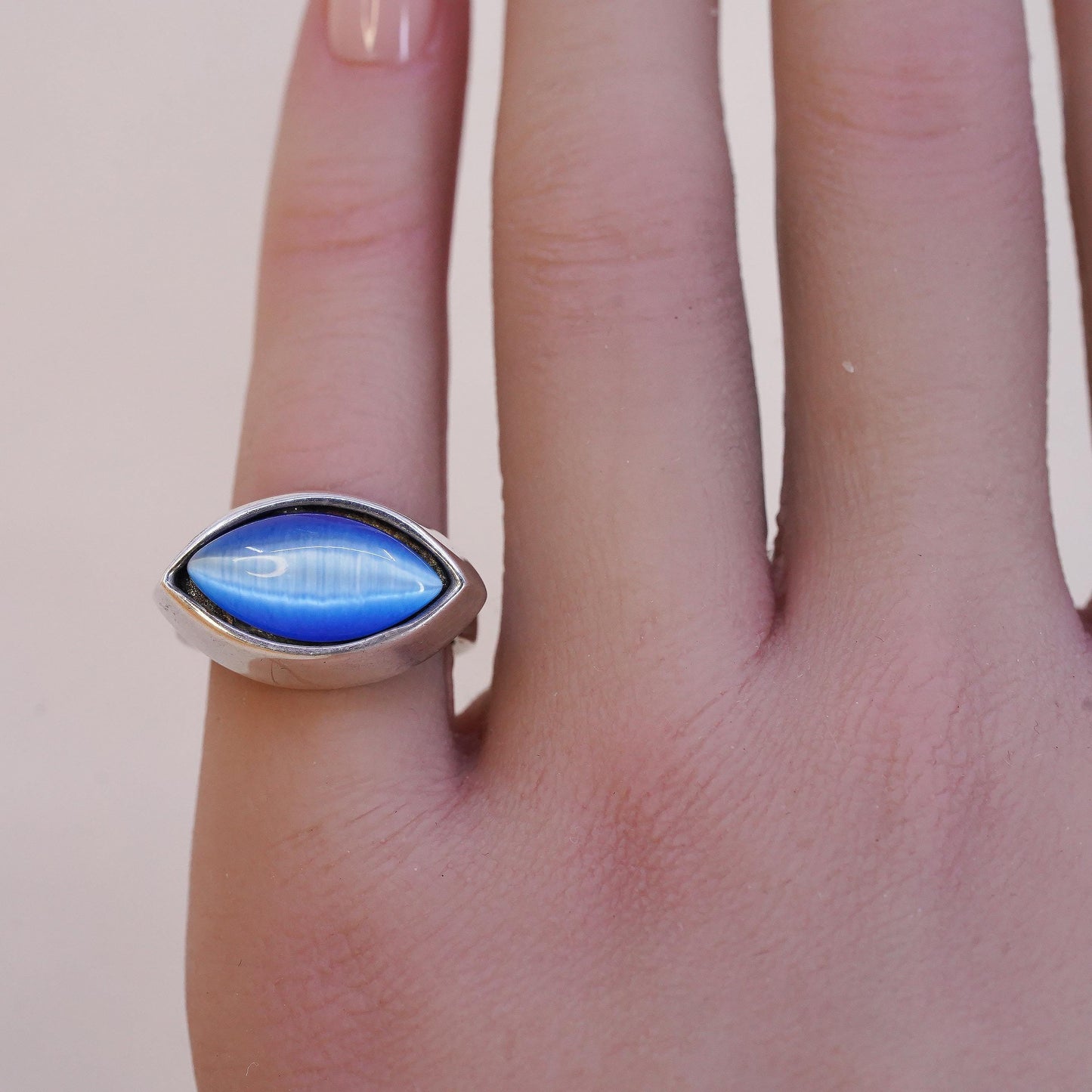 Size 5, vintage Sterling silver ring, 925 band with marquise cut blue tiger eye