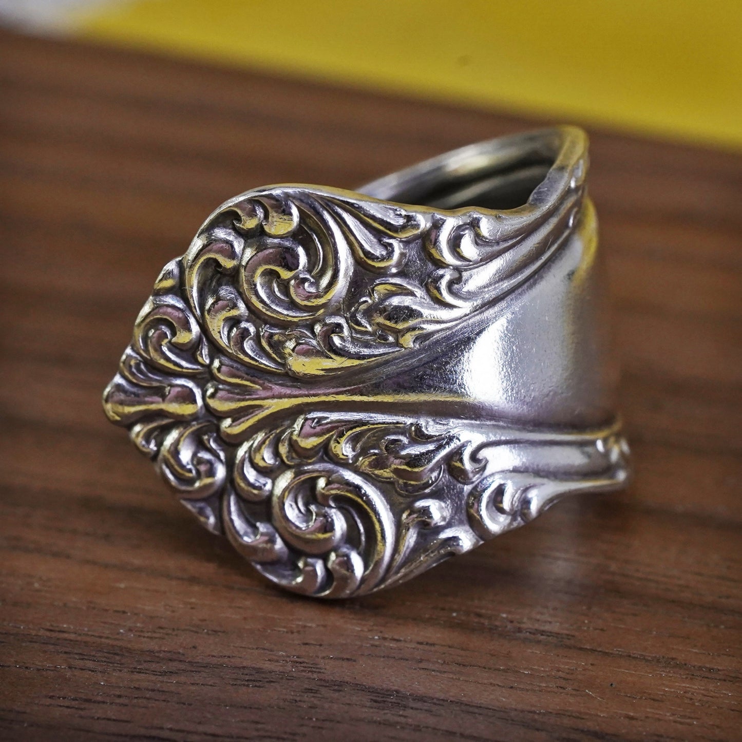 Size 7, vintage silver tone handmade spoon ring