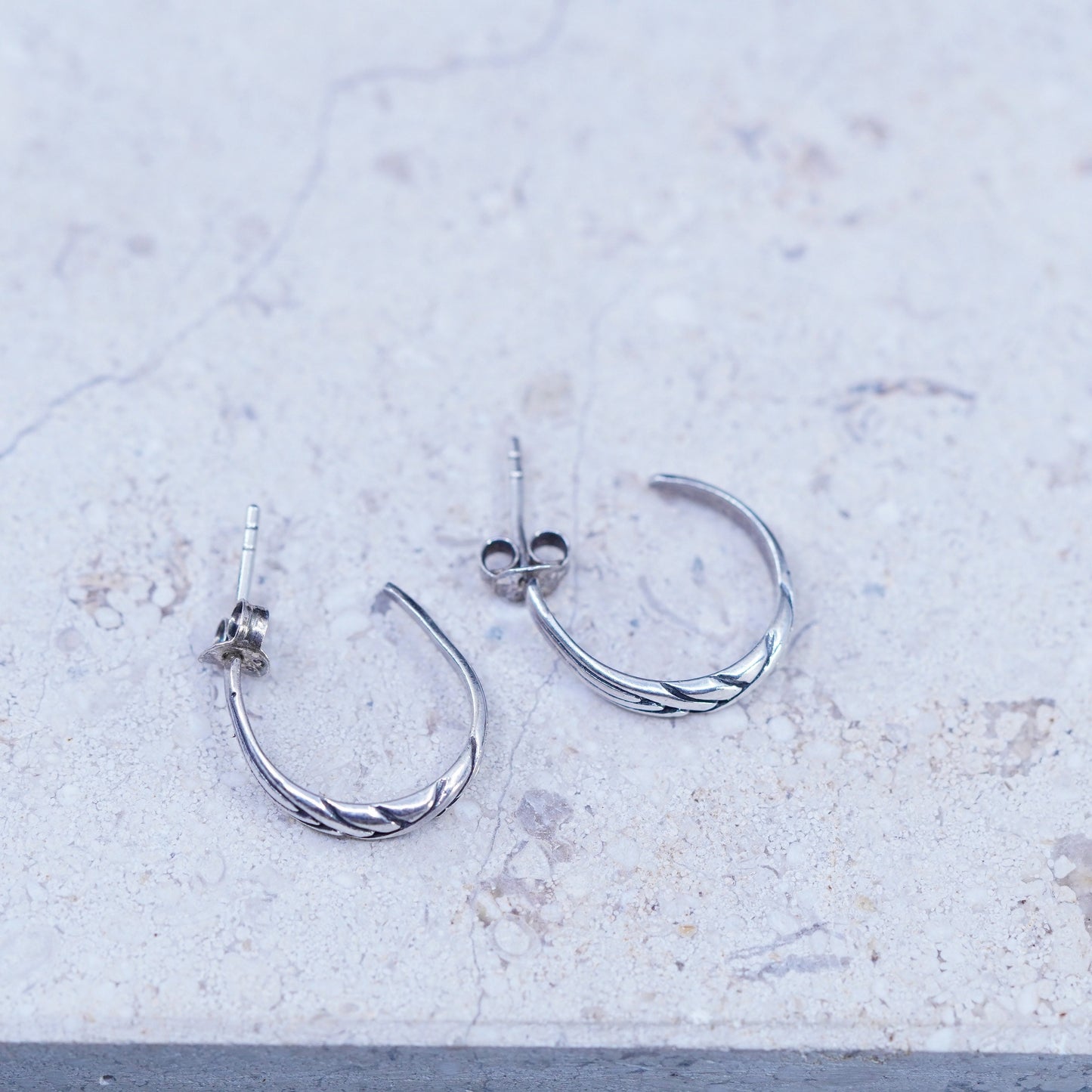 0.75”, southwestern Sterling Silver Earrings. 925 textured circle huggie studs