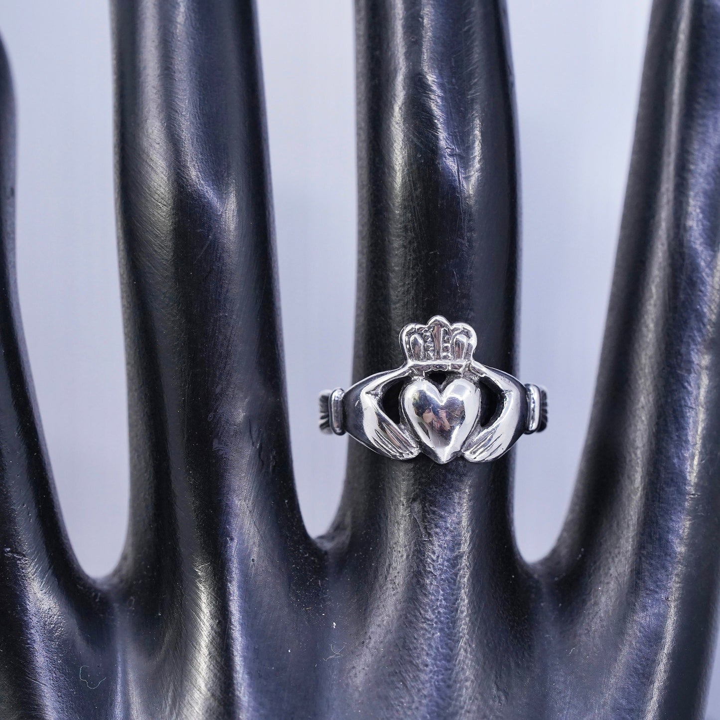 Size 6.25, Irish Claddagh friendship Sterling 925 silver ring, heart band