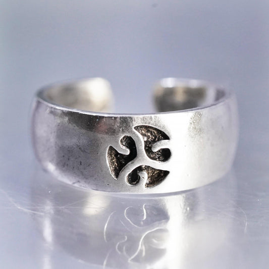 Size 1, vintage southwestern Sterling 925 silver handmade ring, open band