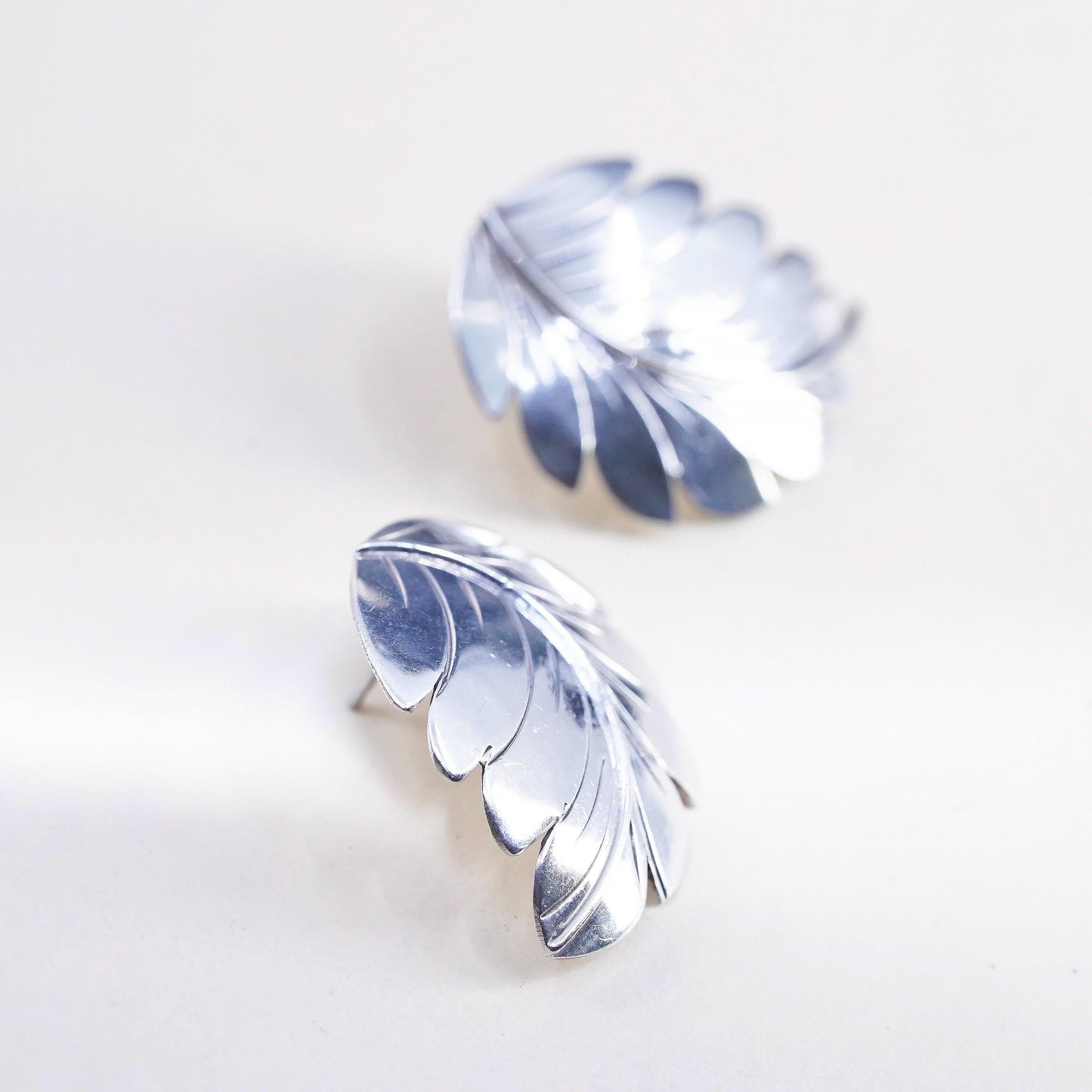 VTG Native American Morningstar sterling 925 silver earrings, curved leaf studs