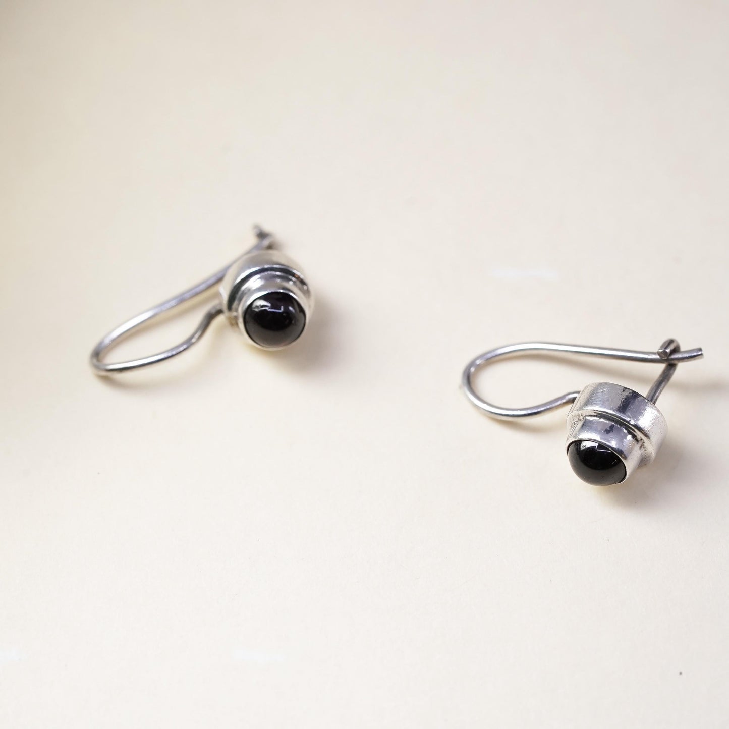 Vintage sterling silver 925 handmade earrings with garnet