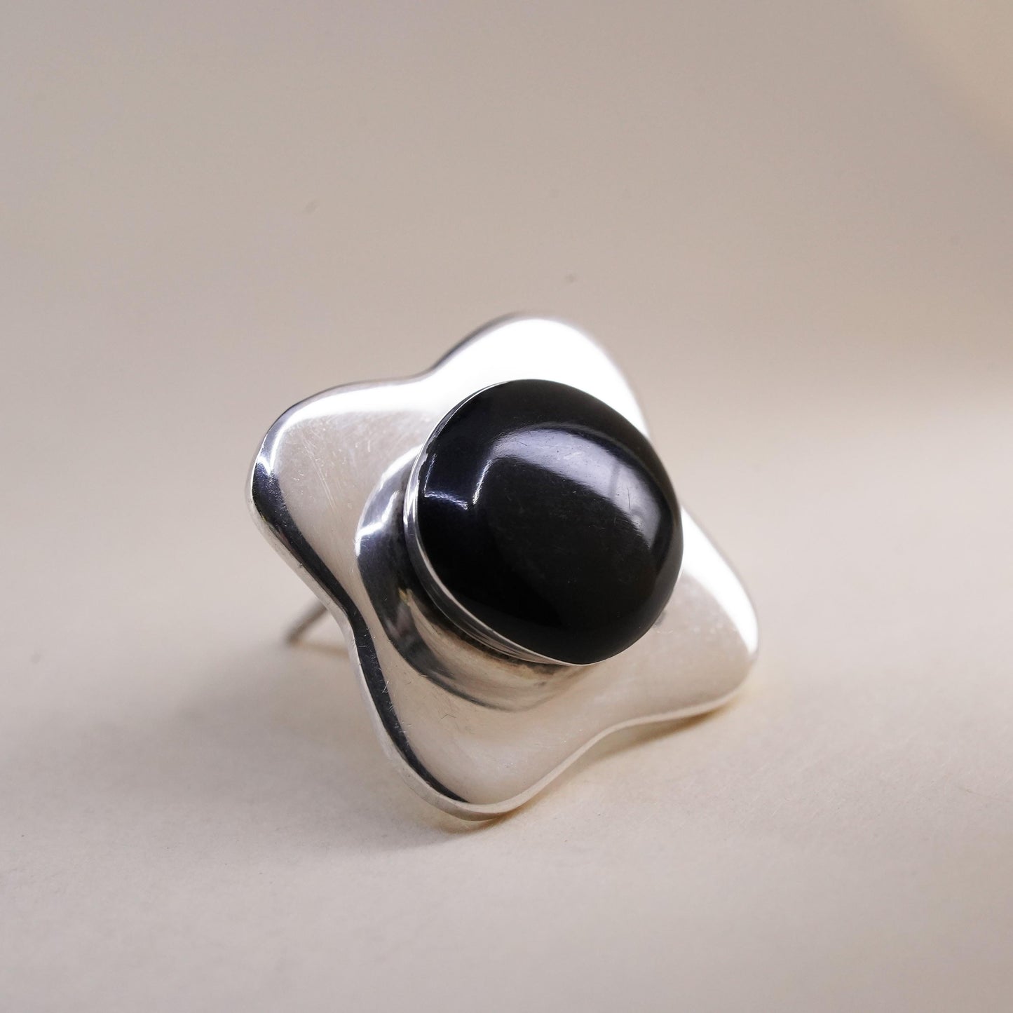 Vintage Mexican Sterling 925 silver square stud with onyx, single earring