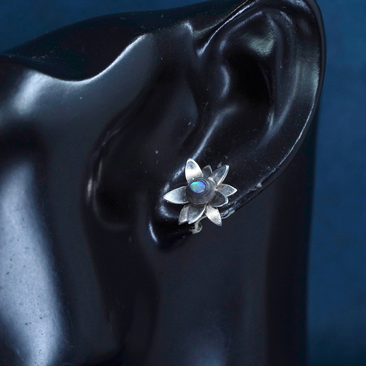 Vintage Sterling silver handmade earrings, 925 silver flower studs with abalone