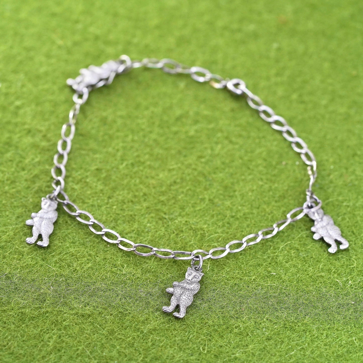7.5” 3mm, Vintage sterling 925 silver twisted curb bracelet with bear charms