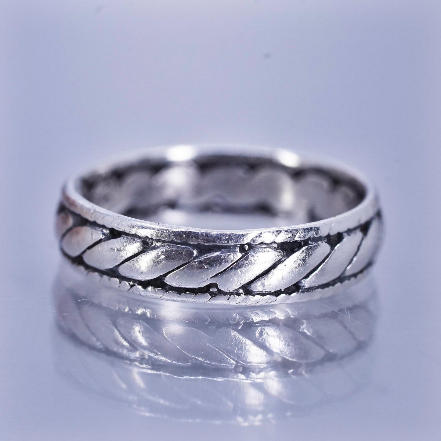 Size 5, vintage southwestern Sterling 925 silver statement ring, band w/ cable