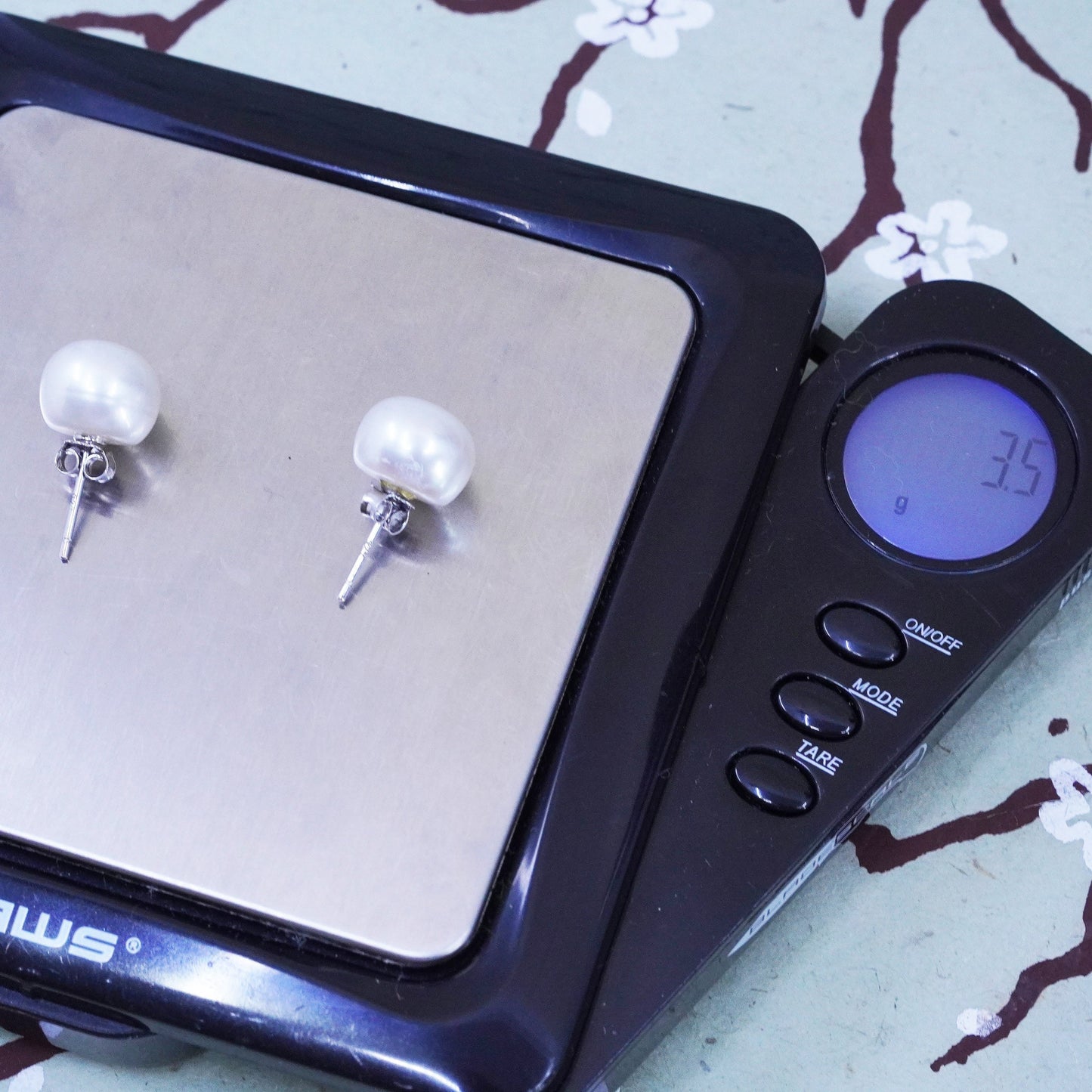 Vintage sterling silver earrings, 925 studs with 9mm pearl