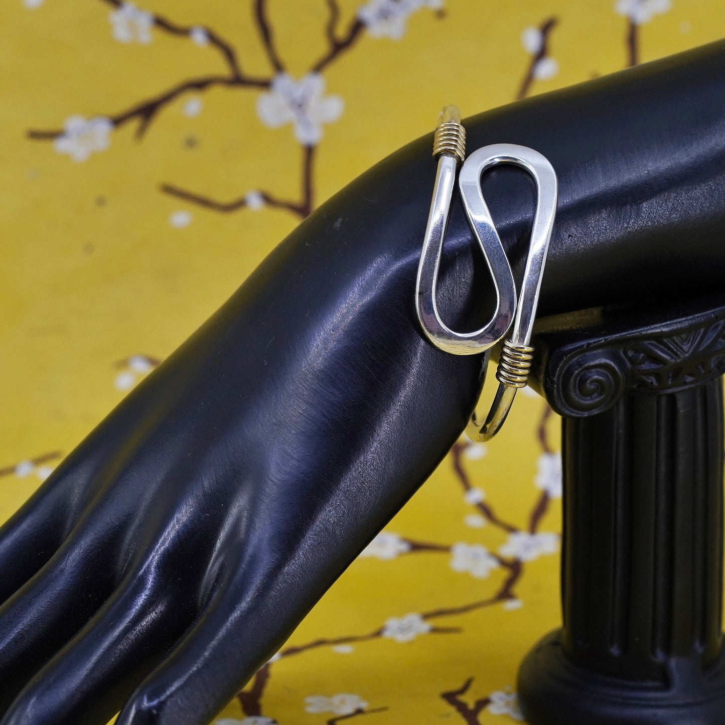 5.75”, two tone Sterling silver handmade bracelet, 925 cuff rope around details