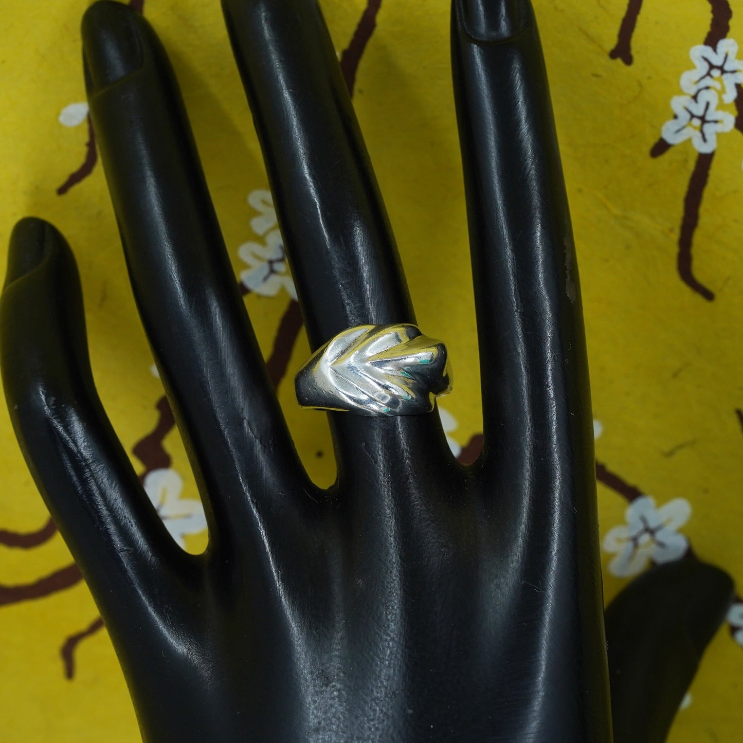 size 6, vintage Mexican Sterling silver handmade ring, 925 wide ribbed band