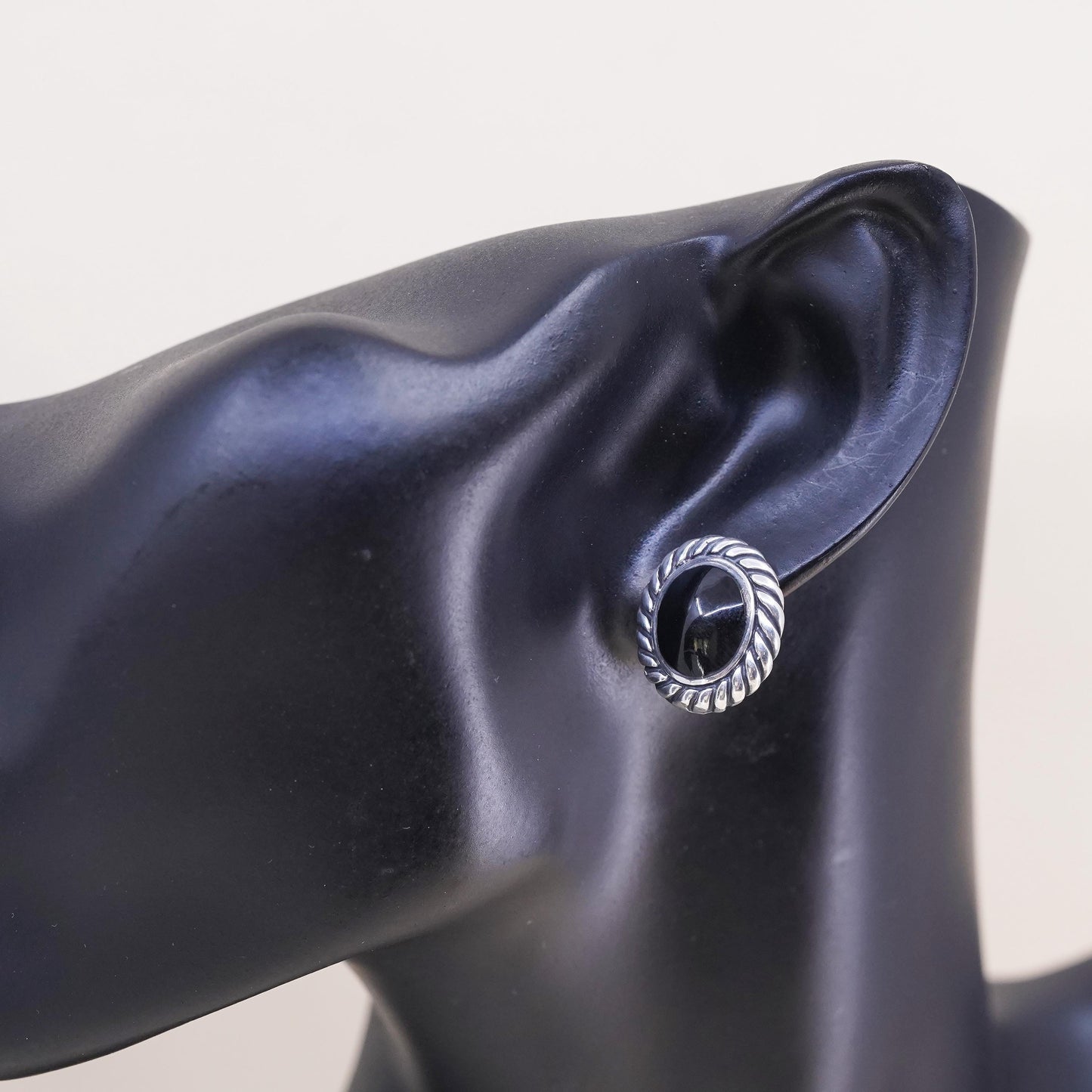 southwestern Mexican Sterling 925 silver handmade stud onyx, single earring