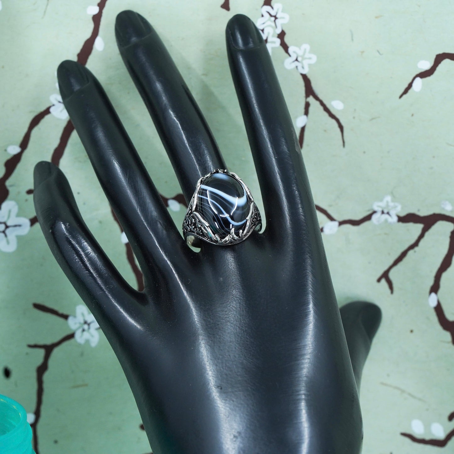 Size 10.5, VTG southwestern Sterling 925 silver handmade ring black white agate