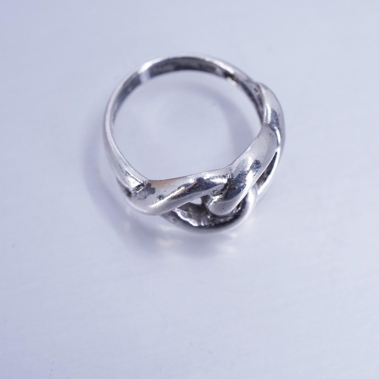 Size 6, vintage southwestern Sterling 925 silver entwined ring, band