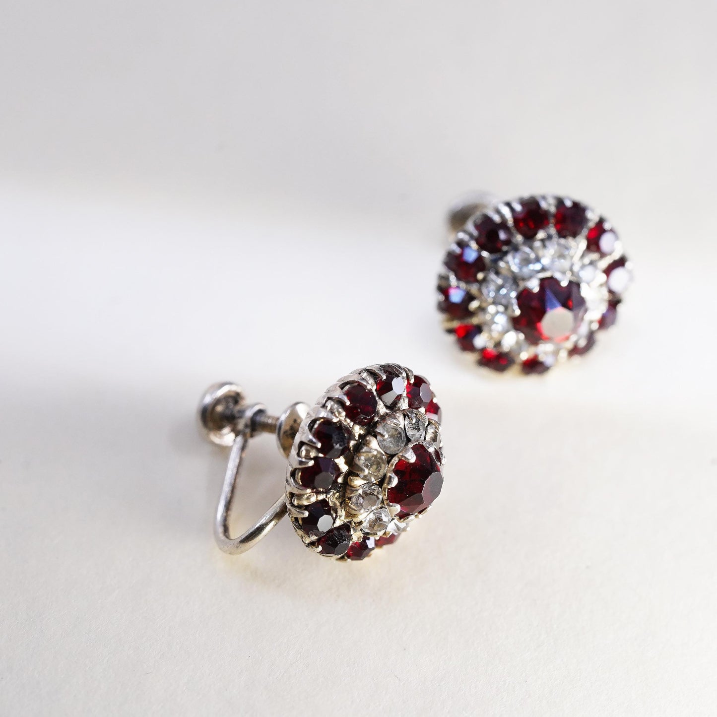 1950s VTG 925 Sterling Silver Garnet Red Rhinestone Screw Back Earrings, Retro