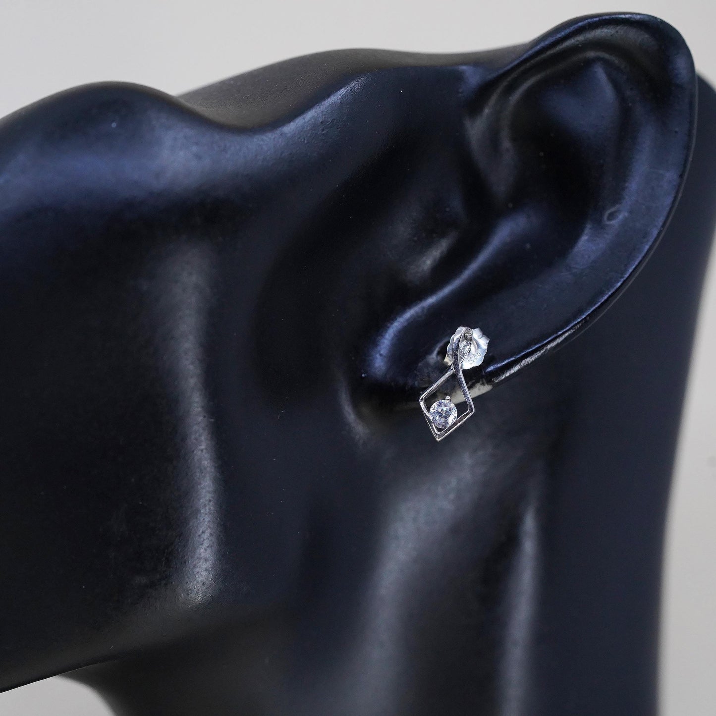 Vintage 925 sterling silver genuine cz studs, fashion minimalist earrings