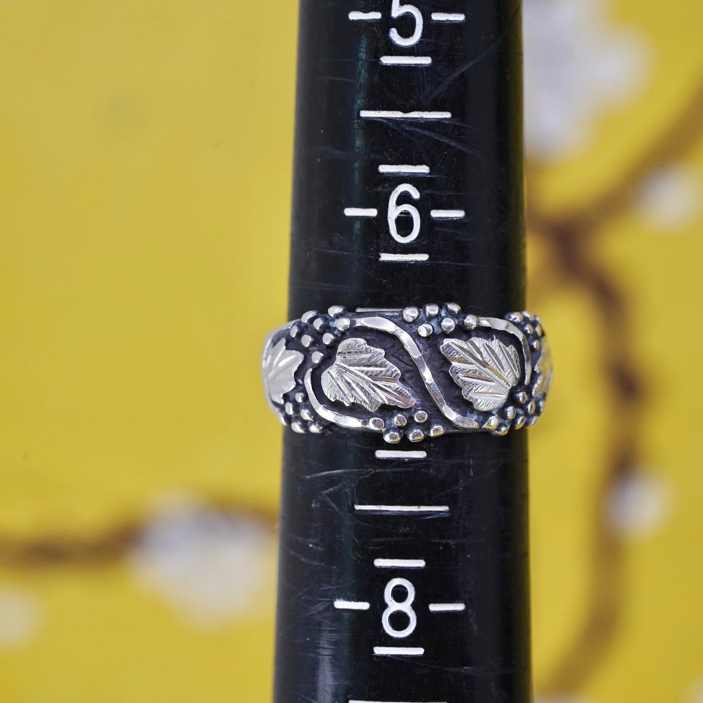 Size 6.5, Wheeler jewelry Sterling silver ring, 925 band with grape vine leaves