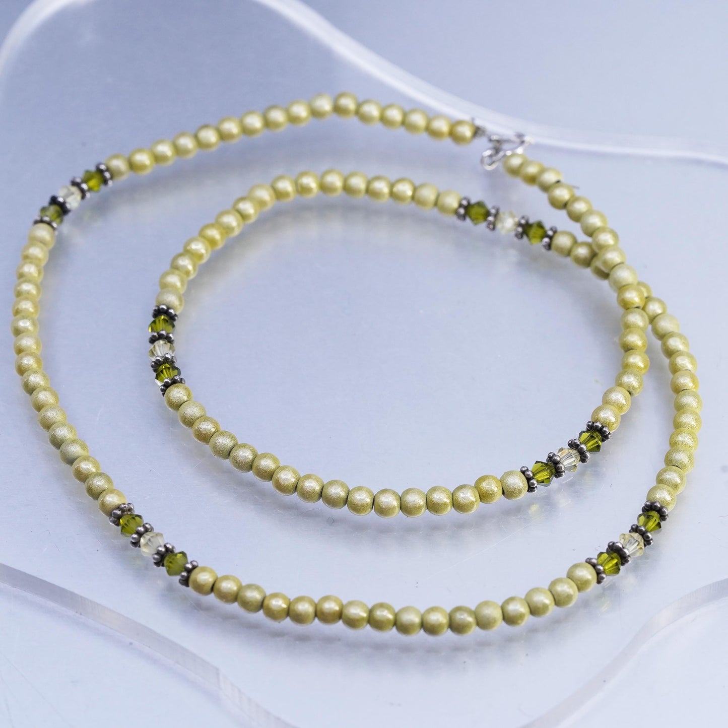 20", vintage Sterling 925 silver handmade necklace with green beads and crystal