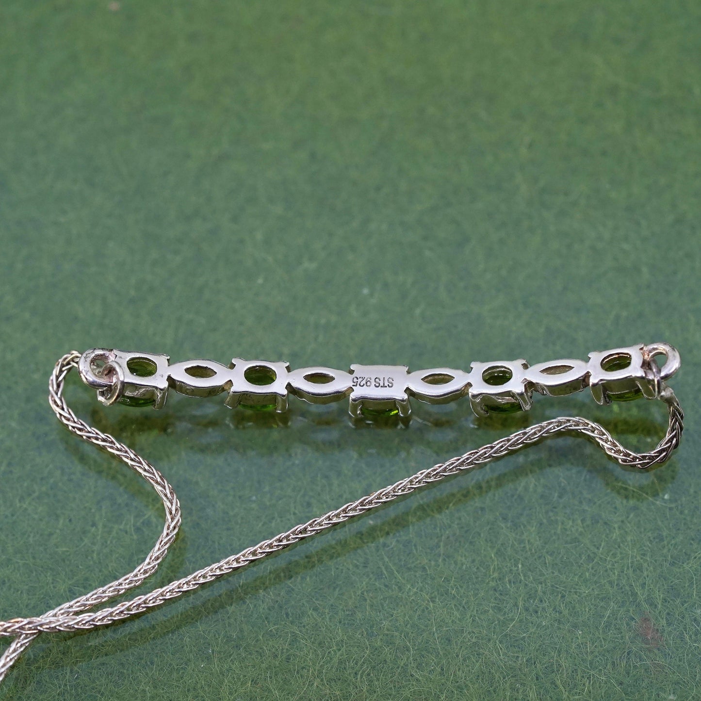 Size adjustable, Vintage sterling silver bracelet, 925 box chain with peridot