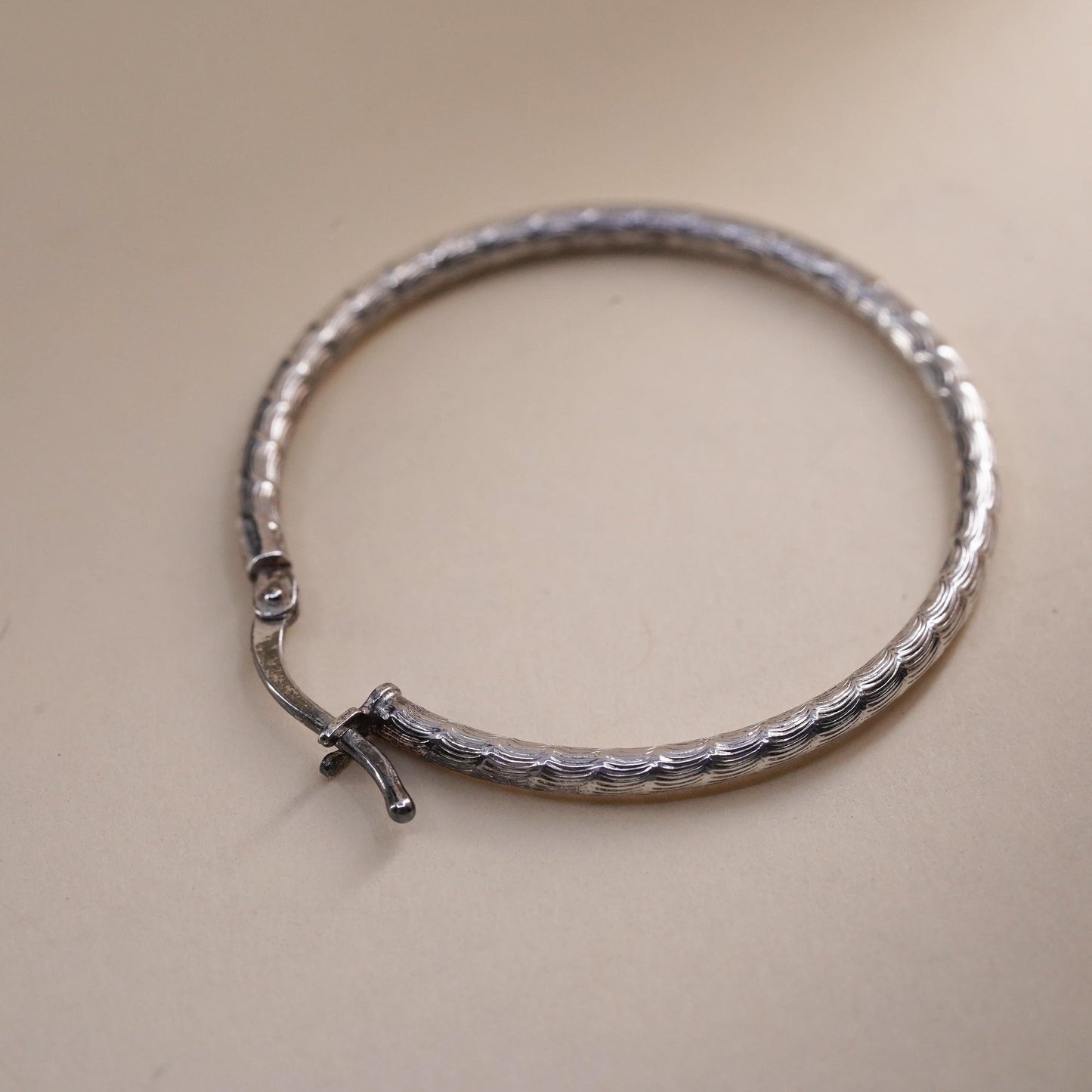 1.25", Vintage sterling silver loop single earring, textured hoop