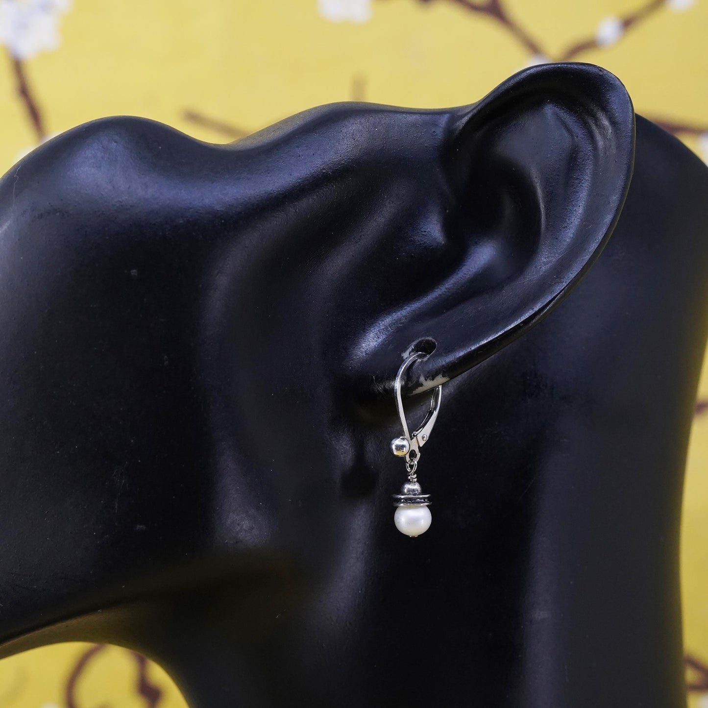 Vintage Sterling silver handmade earrings, 925 drops with pearl and lever back