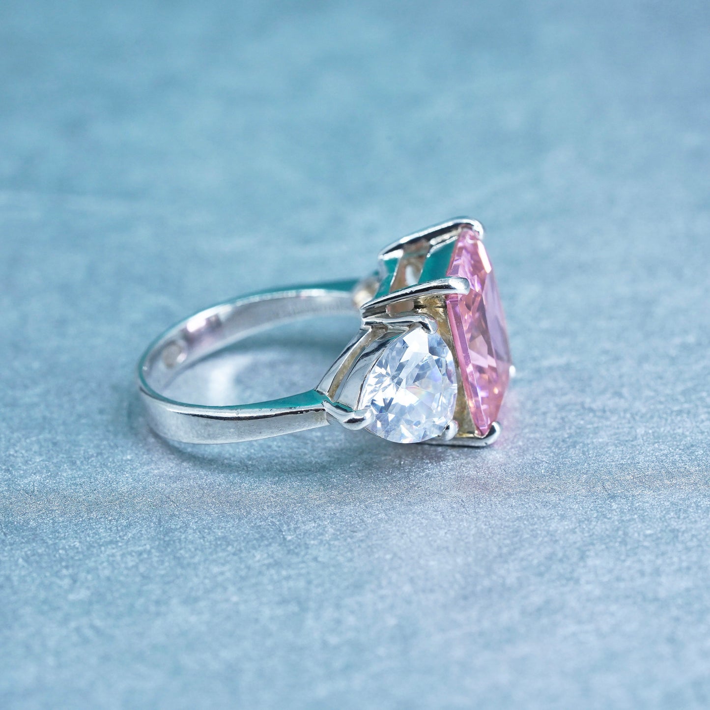 Size 7, vintage Sterling 925 silver handmade ring with rectangular pink Cz