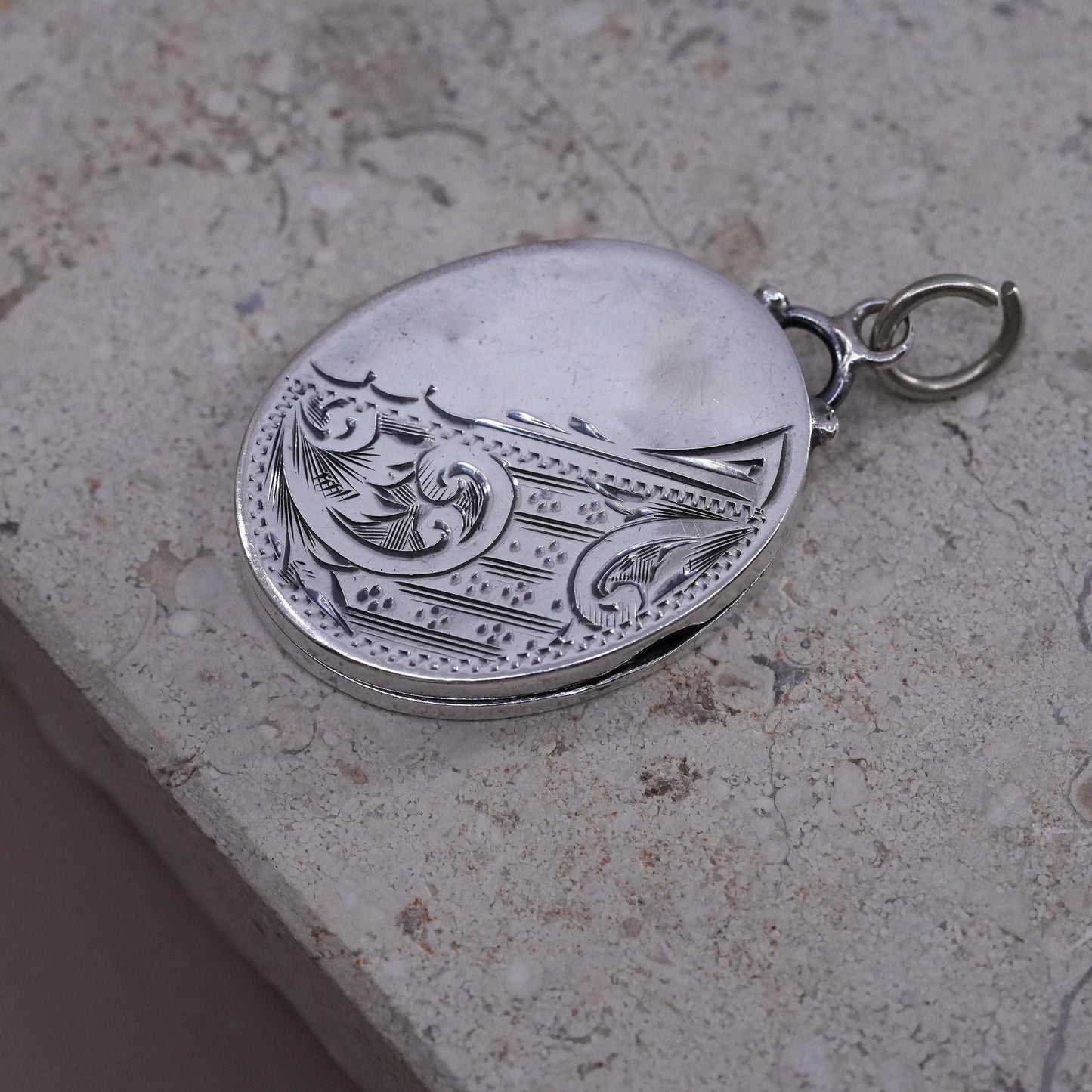 Vintage Sterling silver handmade pendant, 925 oval photo locket with swirly