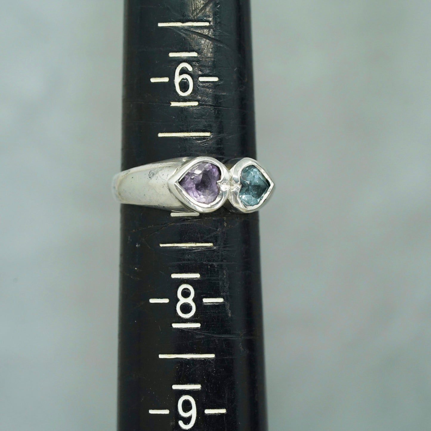Size 7, vintage southwestern Sterling 925 silver ring, heart amethyst topaz
