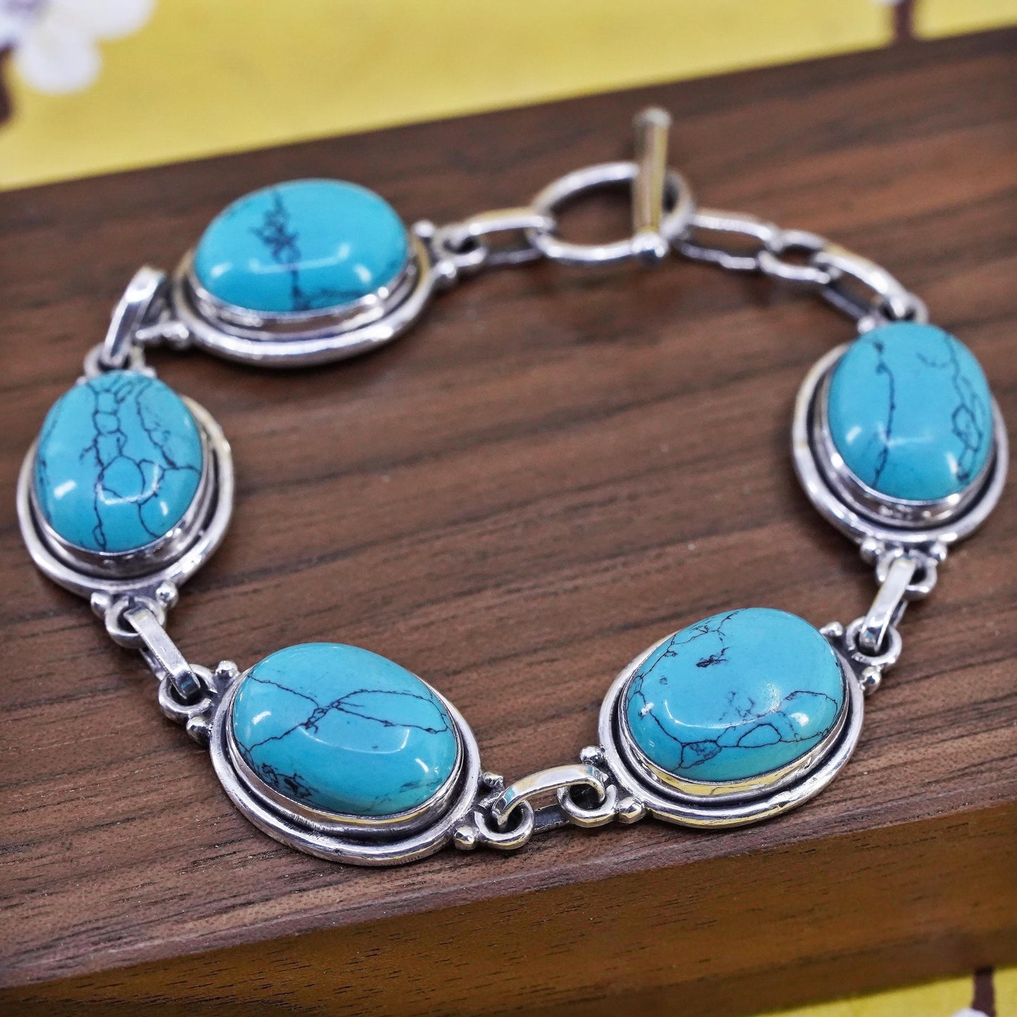 7", VTG Mexican Sterling 925 silver bracelet with turquoise and toggle closure