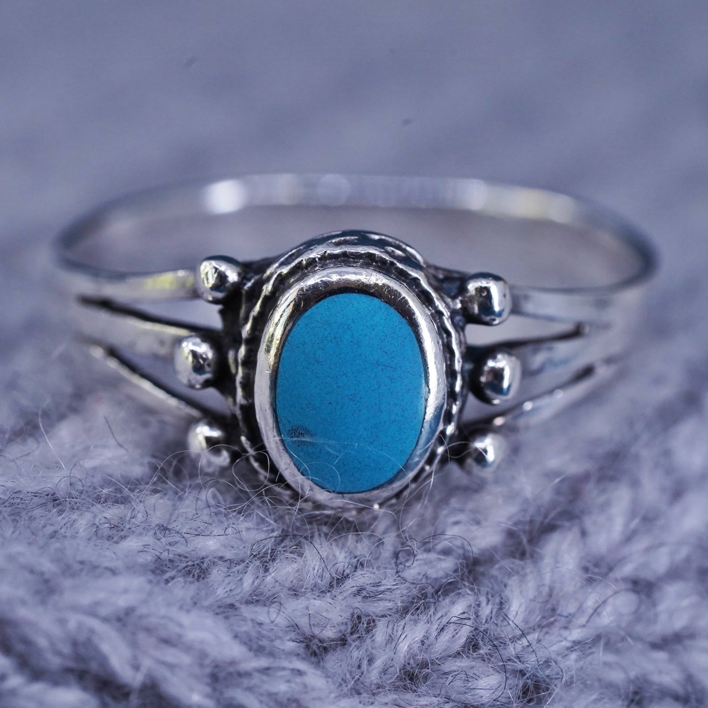 Size 9.5, vintage Sterling 925 silver handmade ring with turquoise and beads